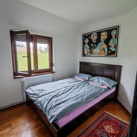 Renarde House Rajac Polom